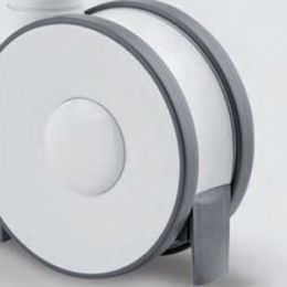 4 rotating castors 125 mm with individual locking system...