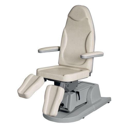 Im Fußpflegestuhl Podolux 804 E-3 SA vereinen sich Fachwissen und Technologie zu einer innovativen und multifunktionalen Lösung.Medizinisch zugelassen.